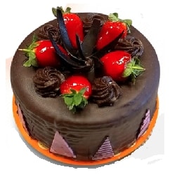 Kutlamalara Özel Şık ve Taze Bol Çikolatalı Sunum